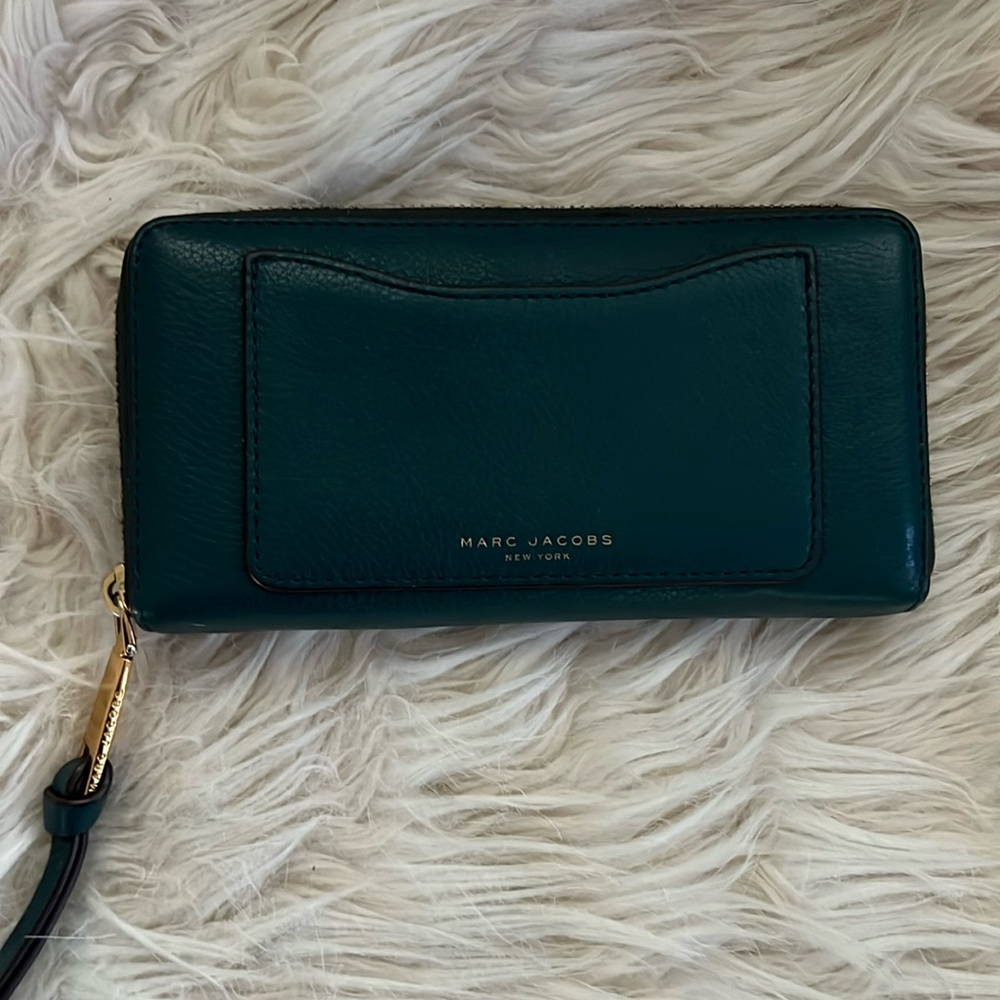 Marc Jacobs wallet